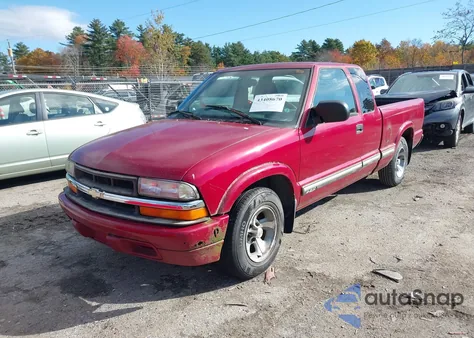 2001 Chevrolet S-10 Ls из США, поврежденный, VIN 1GCCS195418185457